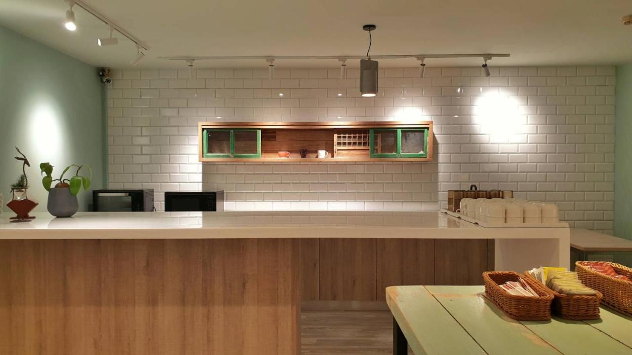 Talmud Business Hotel - Zhongshan Тайджун Екстериор снимка