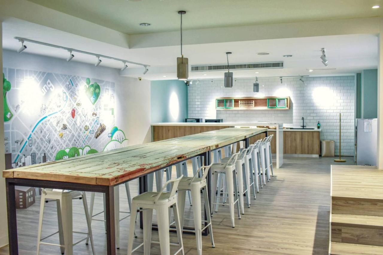 Talmud Business Hotel - Zhongshan Тайджун Екстериор снимка