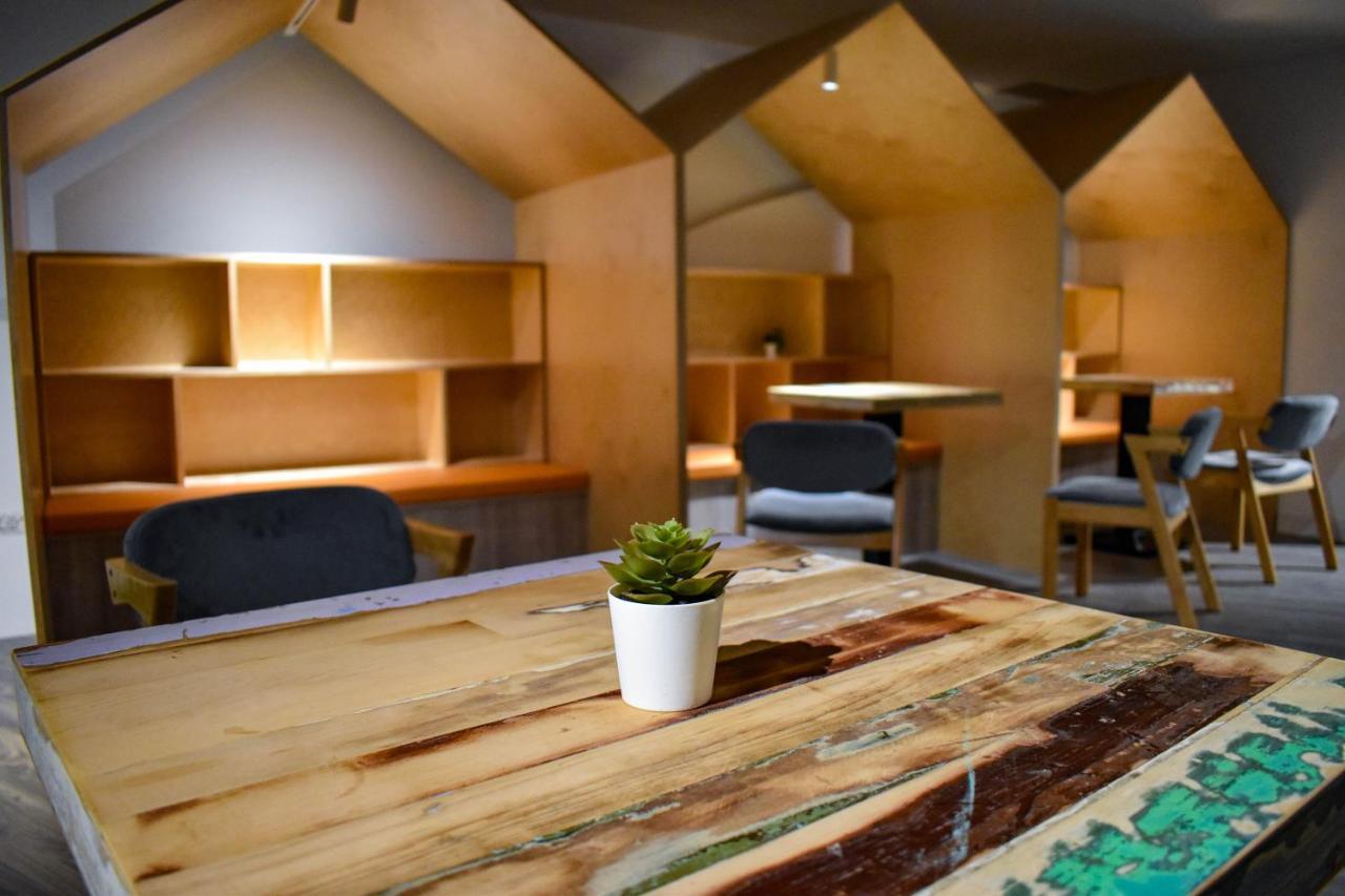 Talmud Business Hotel - Zhongshan Тайджун Екстериор снимка